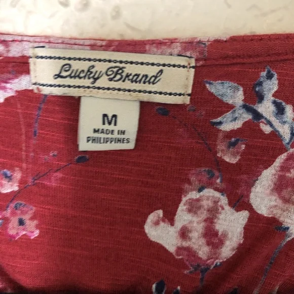 Lucky Brand Red Floral Lace Sleeveless top Size M - Picture 6 of 9